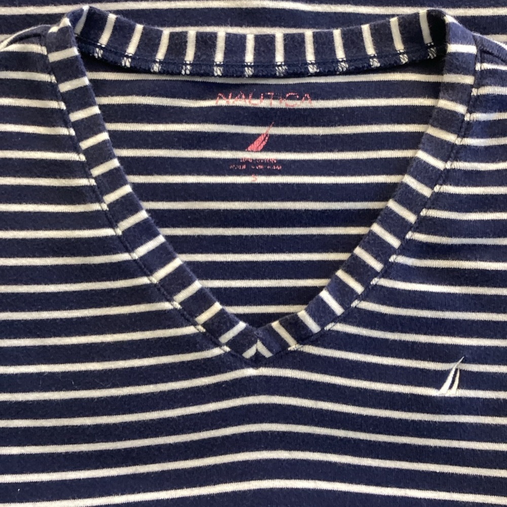 Nautica Women's V-neck Navy and White Striped Tee Sz S